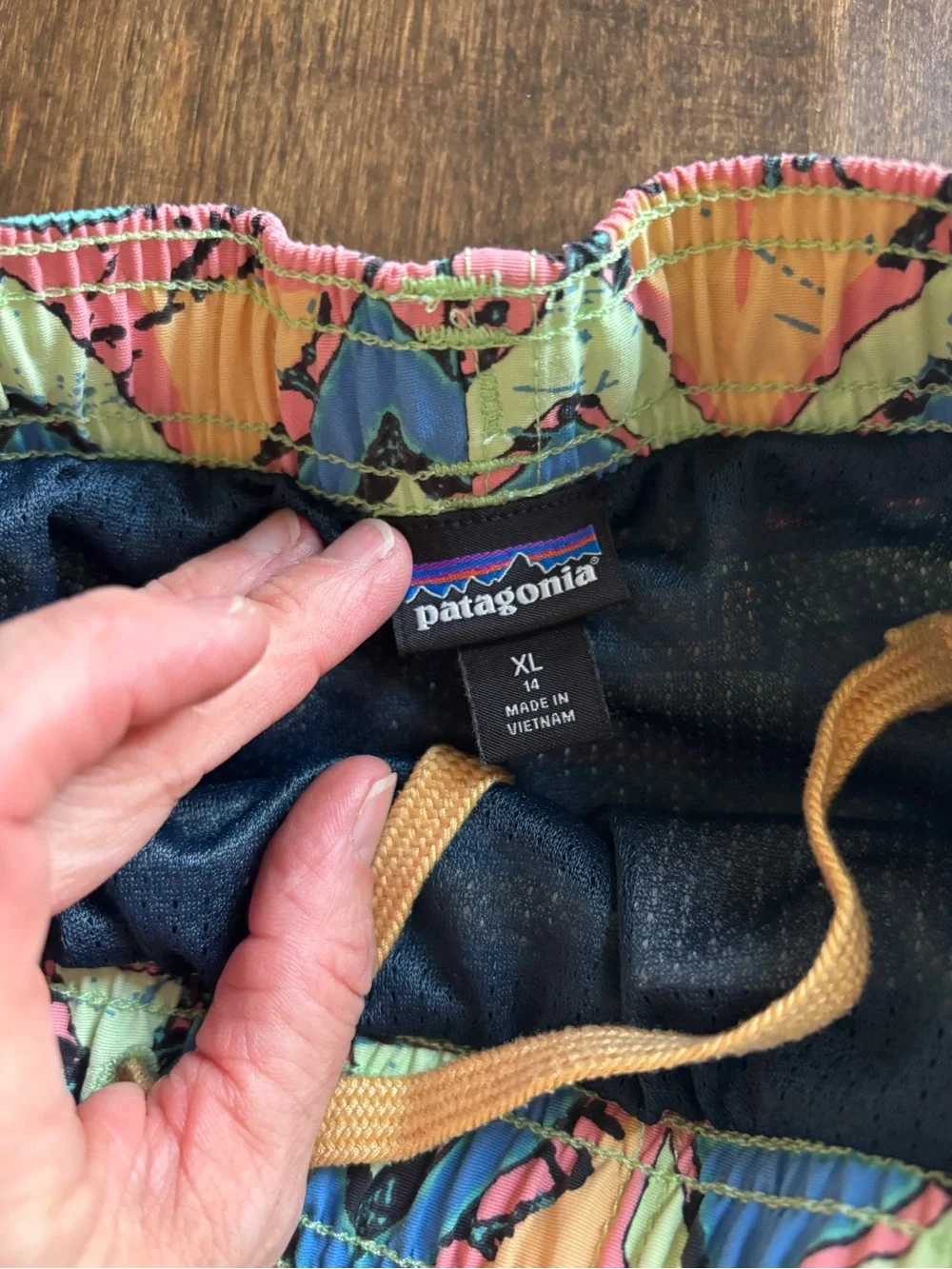 Boys Patagonia Swim Trunks XL